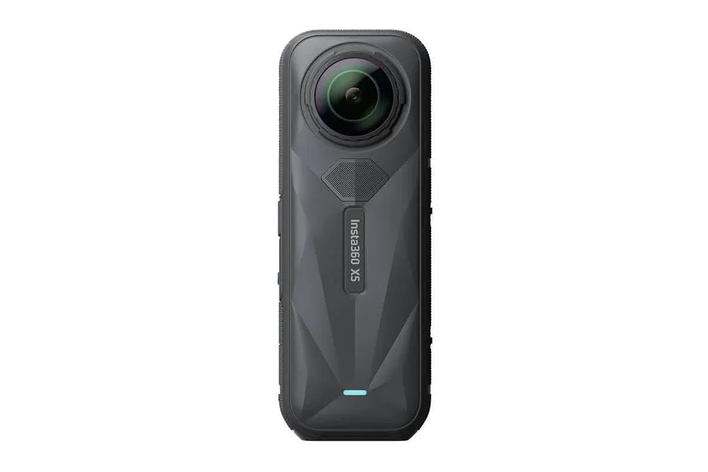 INSTA 360 X5 Essentials Bundle Action Camera